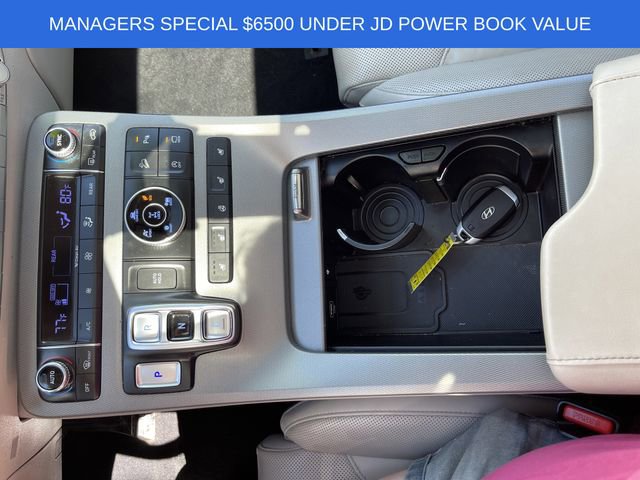 Used 2022 Hyundai Palisade Calligraphy w/ Winter Package image 15