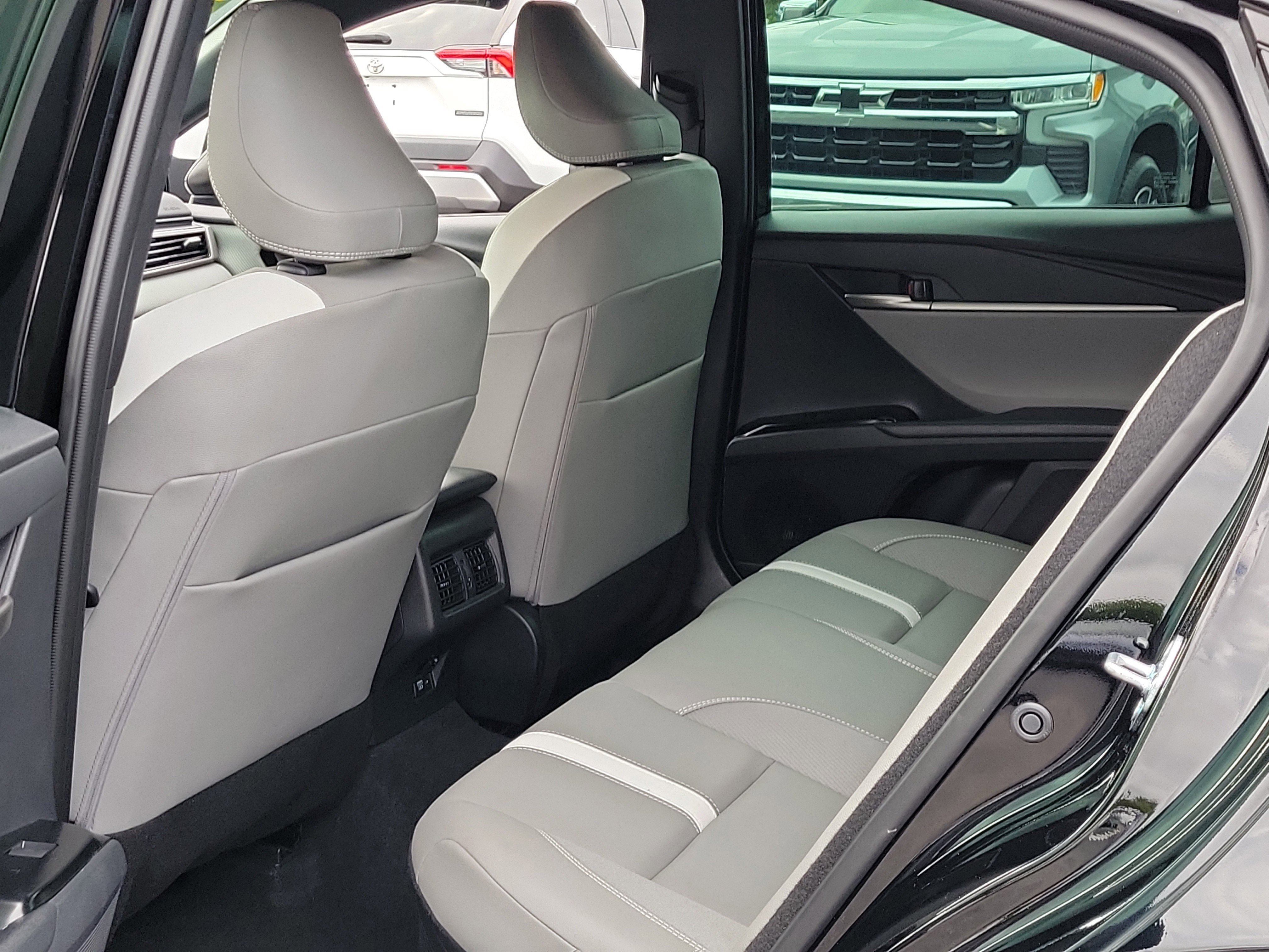 Certified 2025 Toyota Camry SE FWD image 14