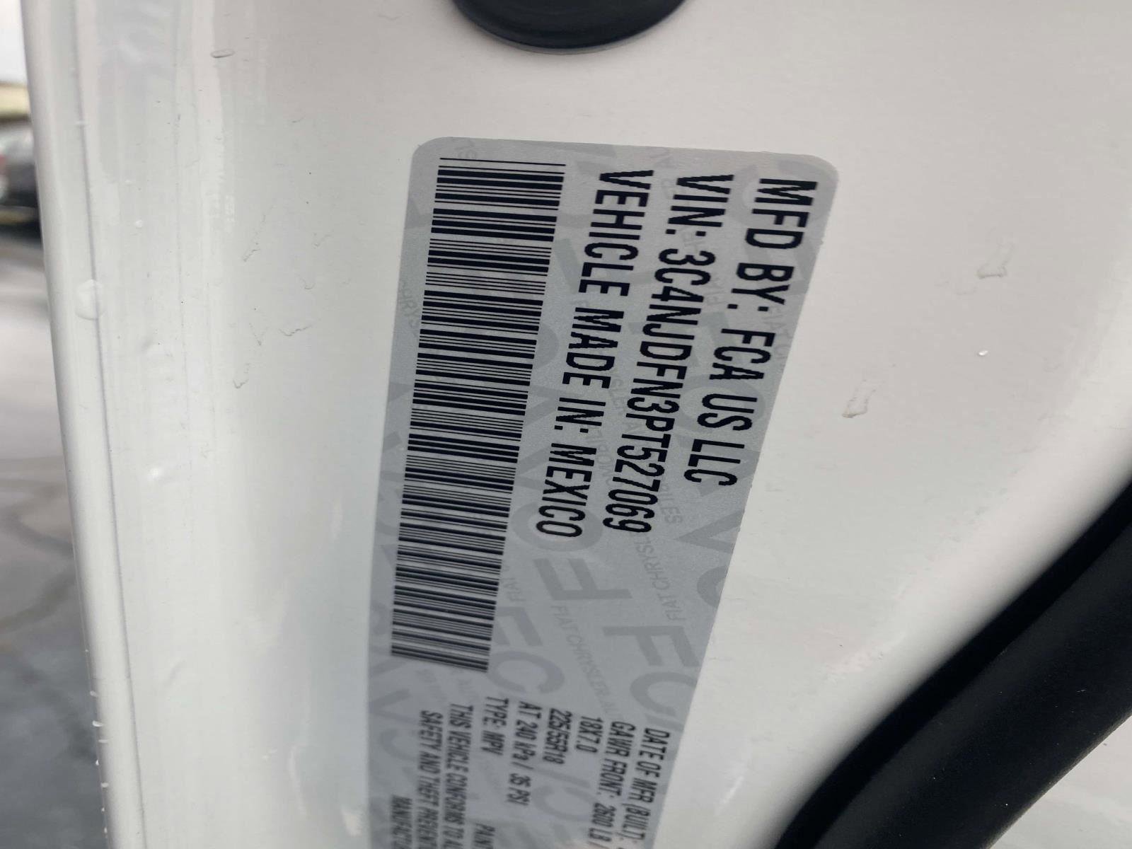 Certified 2023 Jeep Compass Latitude image 25