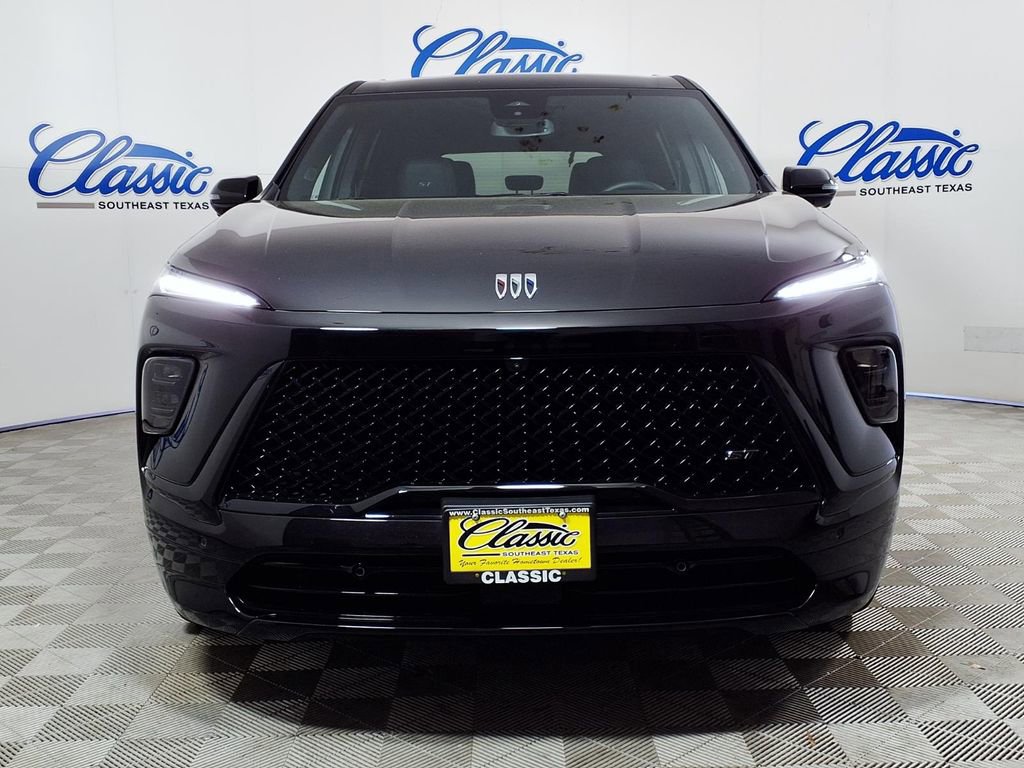 Used 2025 Buick Enclave Sport Touring w/ Super Cruise Package image 3