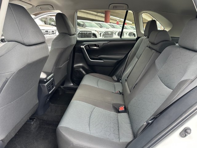 Certified 2025 Toyota RAV4 XLE AWD/4WD image 26
