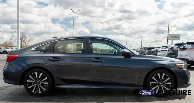 Used 2022 Honda Civic EX image 5