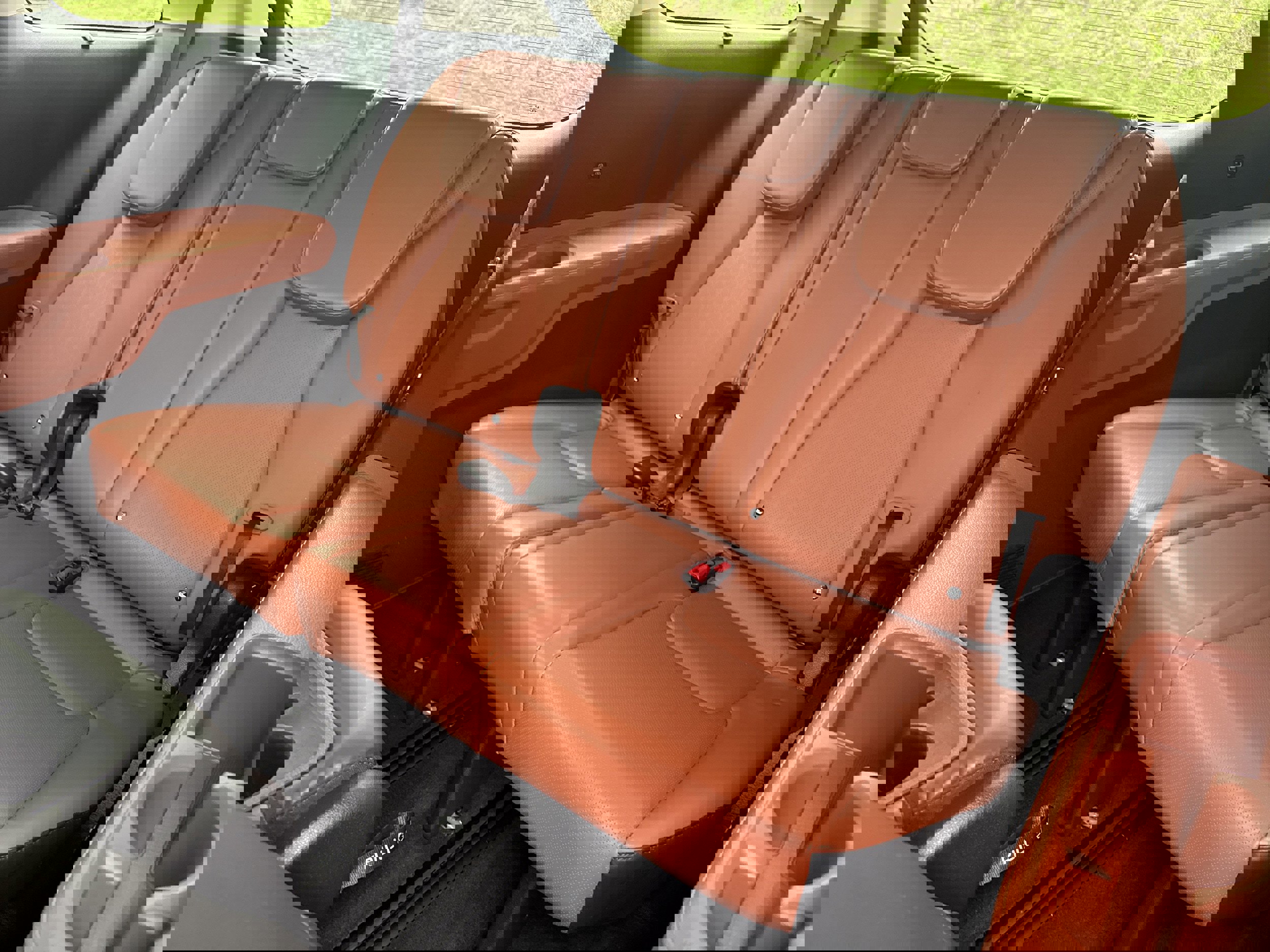 Used 2022 Kia Carnival SX image 3