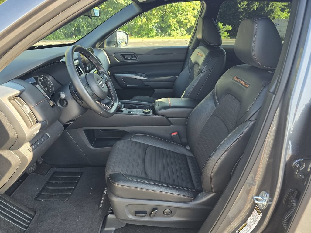 Used 2025 Nissan Pathfinder Rock Creek AWD/4WD image 14