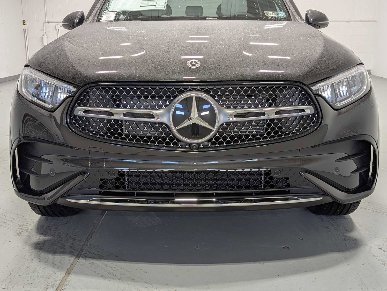 New 2026 Mercedes-Benz GLC 300 4MATIC image 2