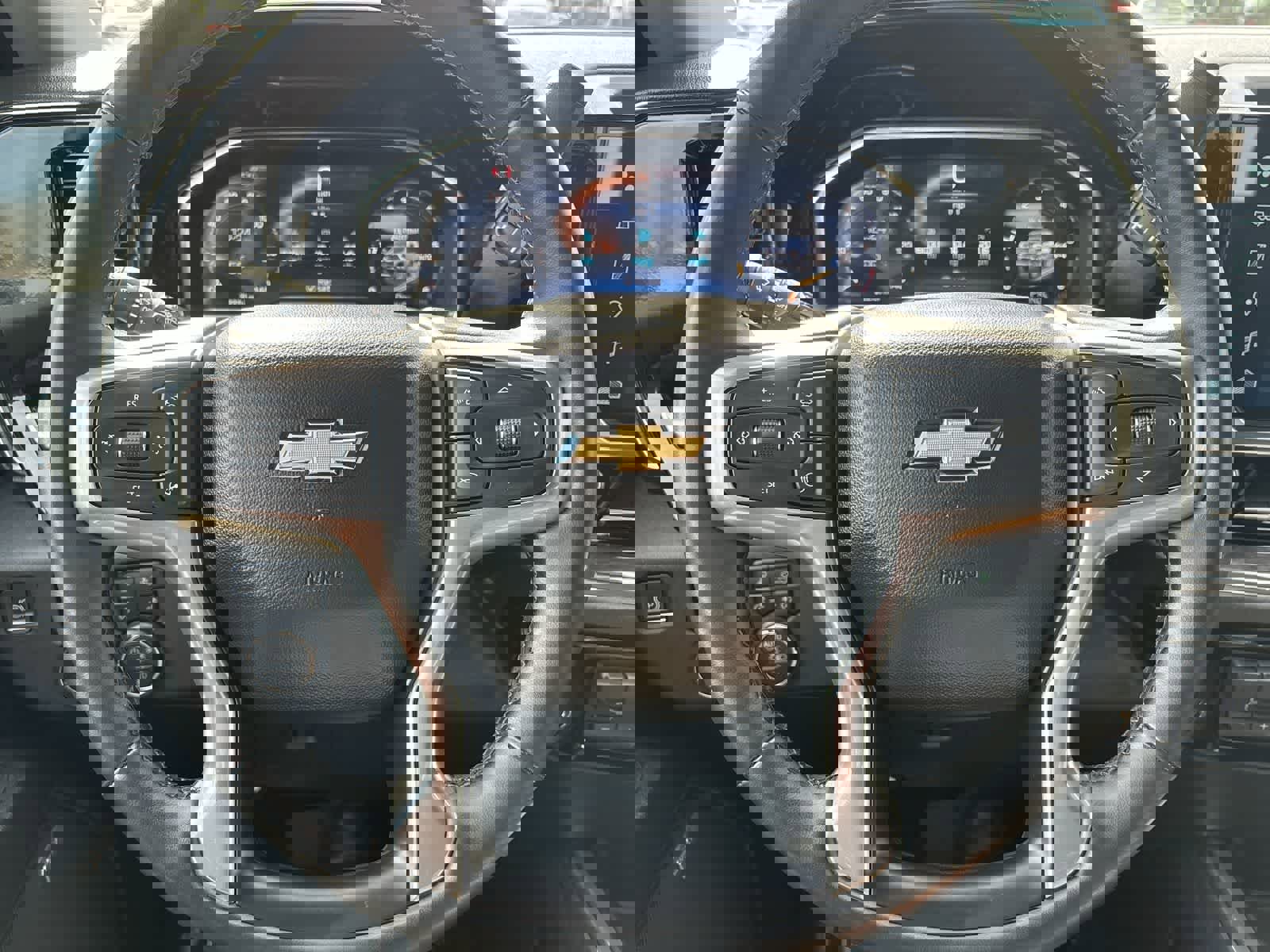 Used 2024 Chevrolet Silverado 3500 LTZ w/ LTZ Convenience Package image 14