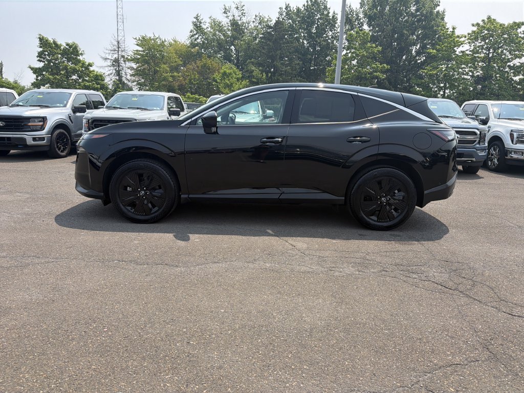 Used 2025 Nissan Murano SV AWD/4WD image 2