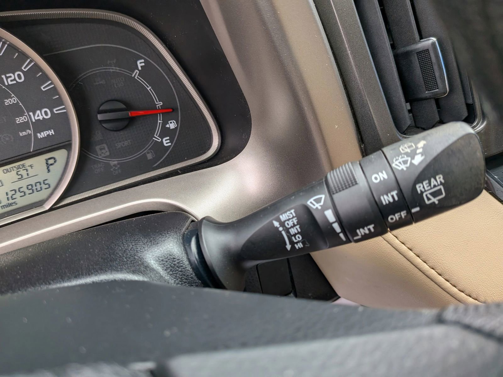 Used 2015 Toyota RAV4 XLE AWD/4WD image 47