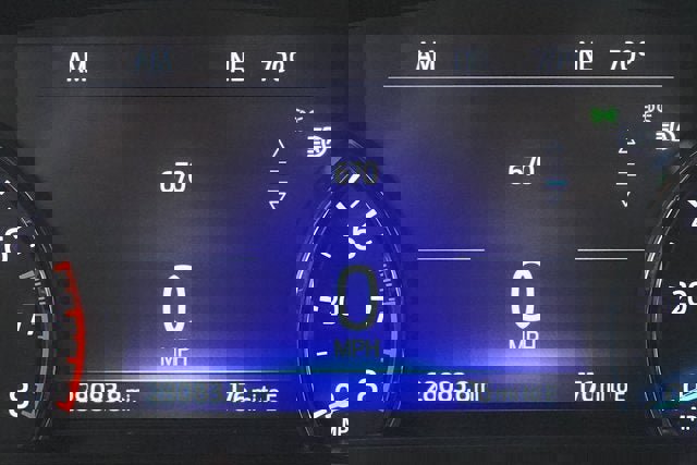 Used 2022 Ford Explorer XLT image 15