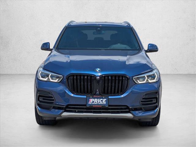 Used 2023 BMW X5 sDrive40i w/ Executive Package image 2