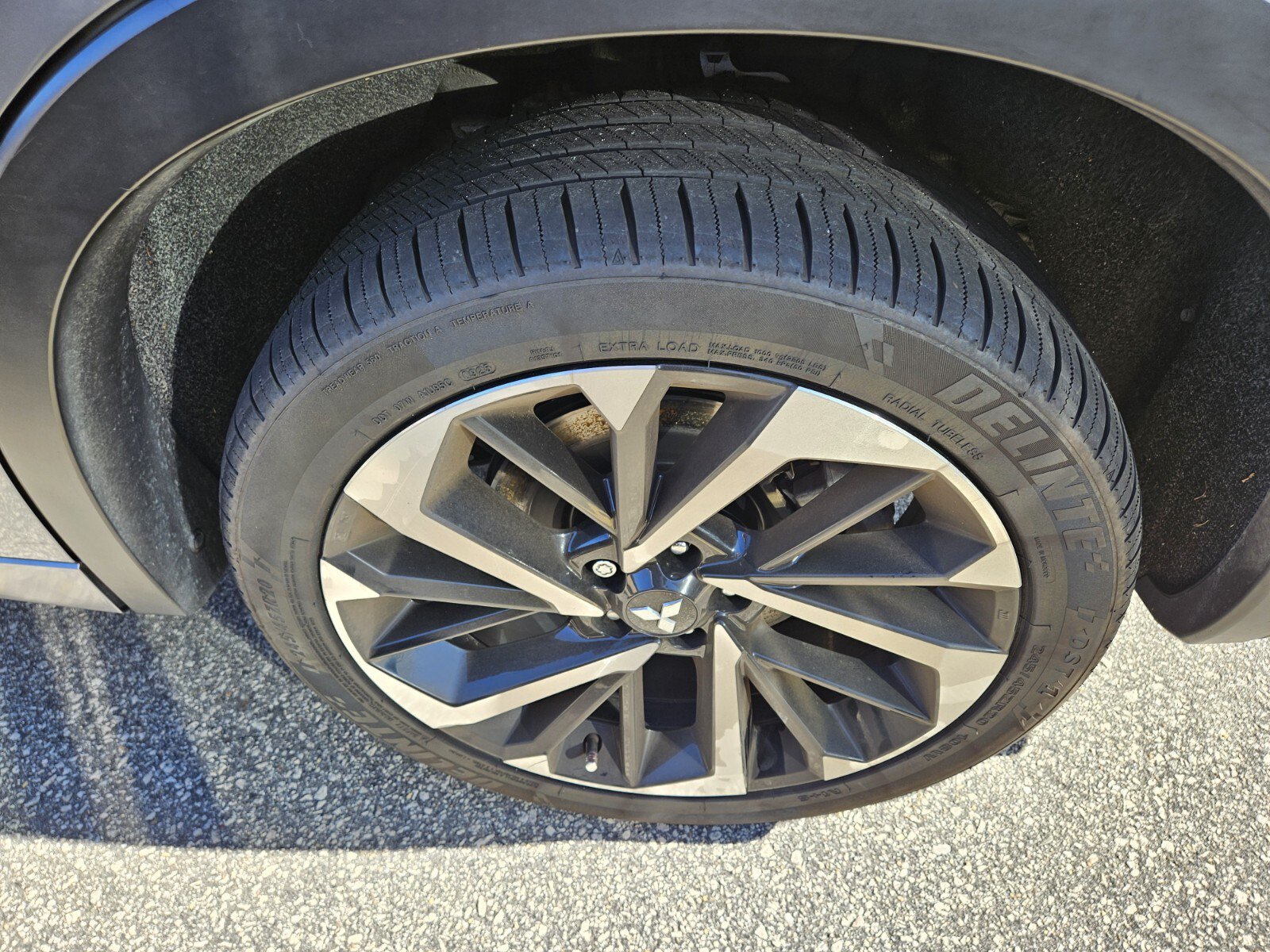 Used 2023 Mitsubishi Outlander SEL AWD/4WD image 8