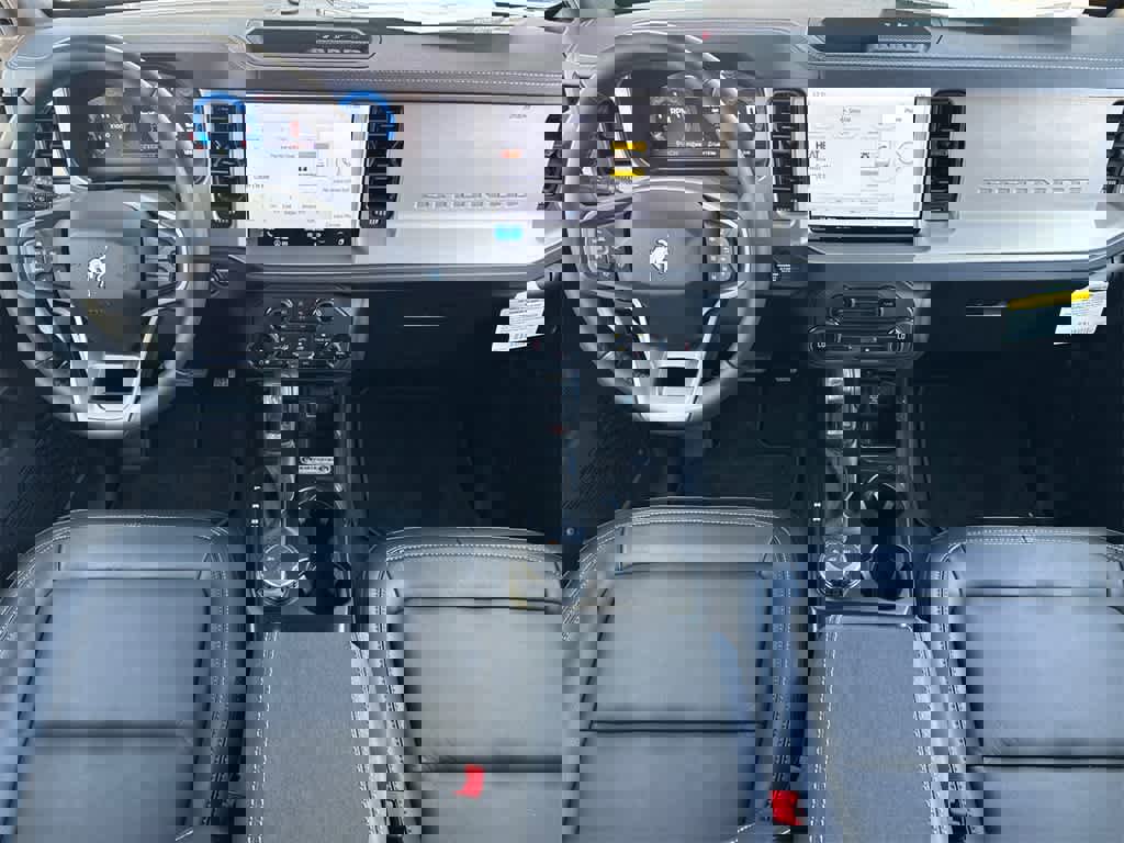 New 2025 Ford Bronco Outer Banks image 18
