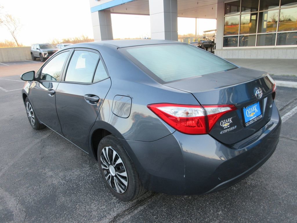 Used 2016 Toyota Corolla LE image 3
