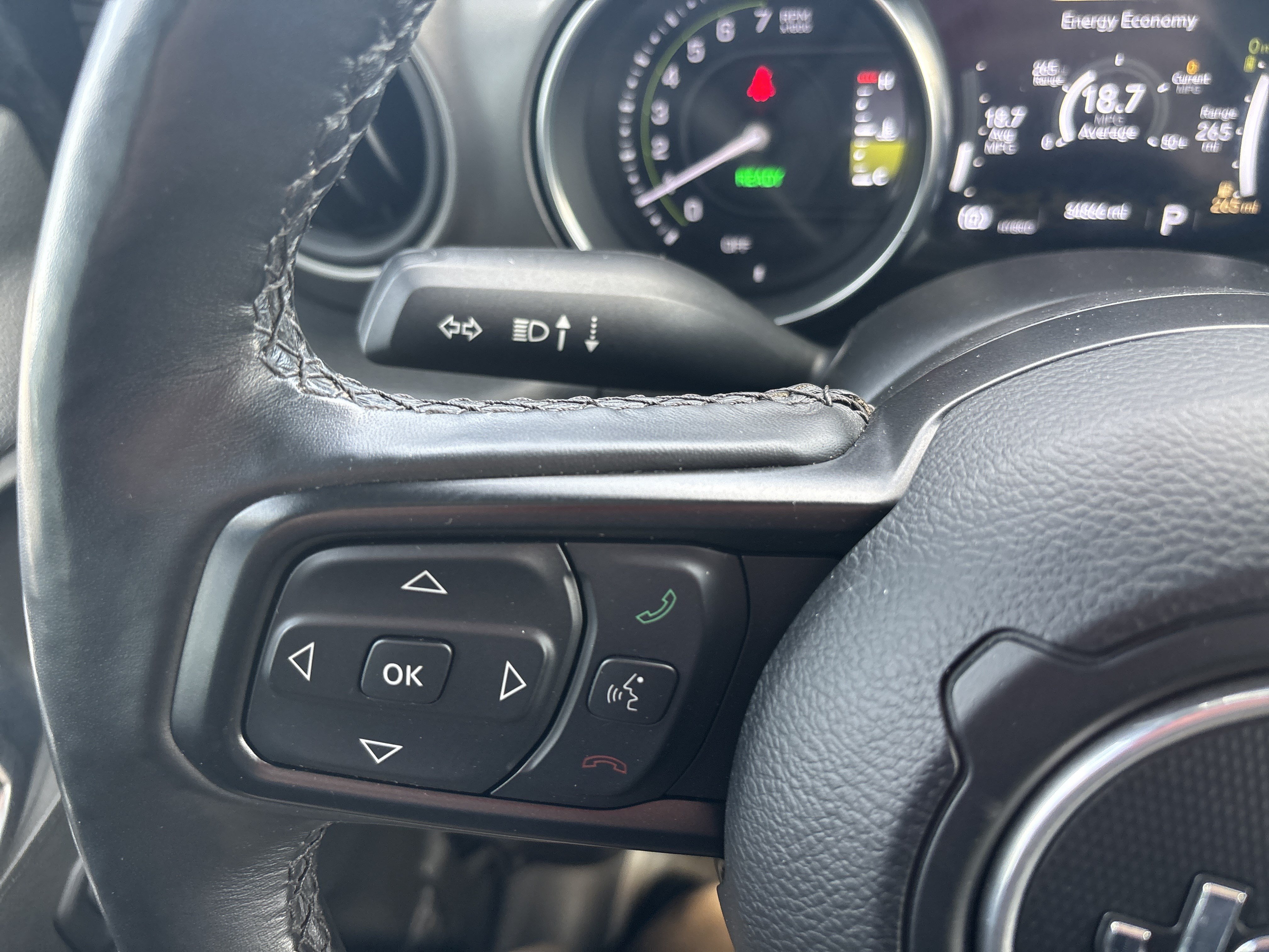 Used 2023 Jeep Wrangler Unlimited w/ Cold Weather Group AWD/4WD image 21