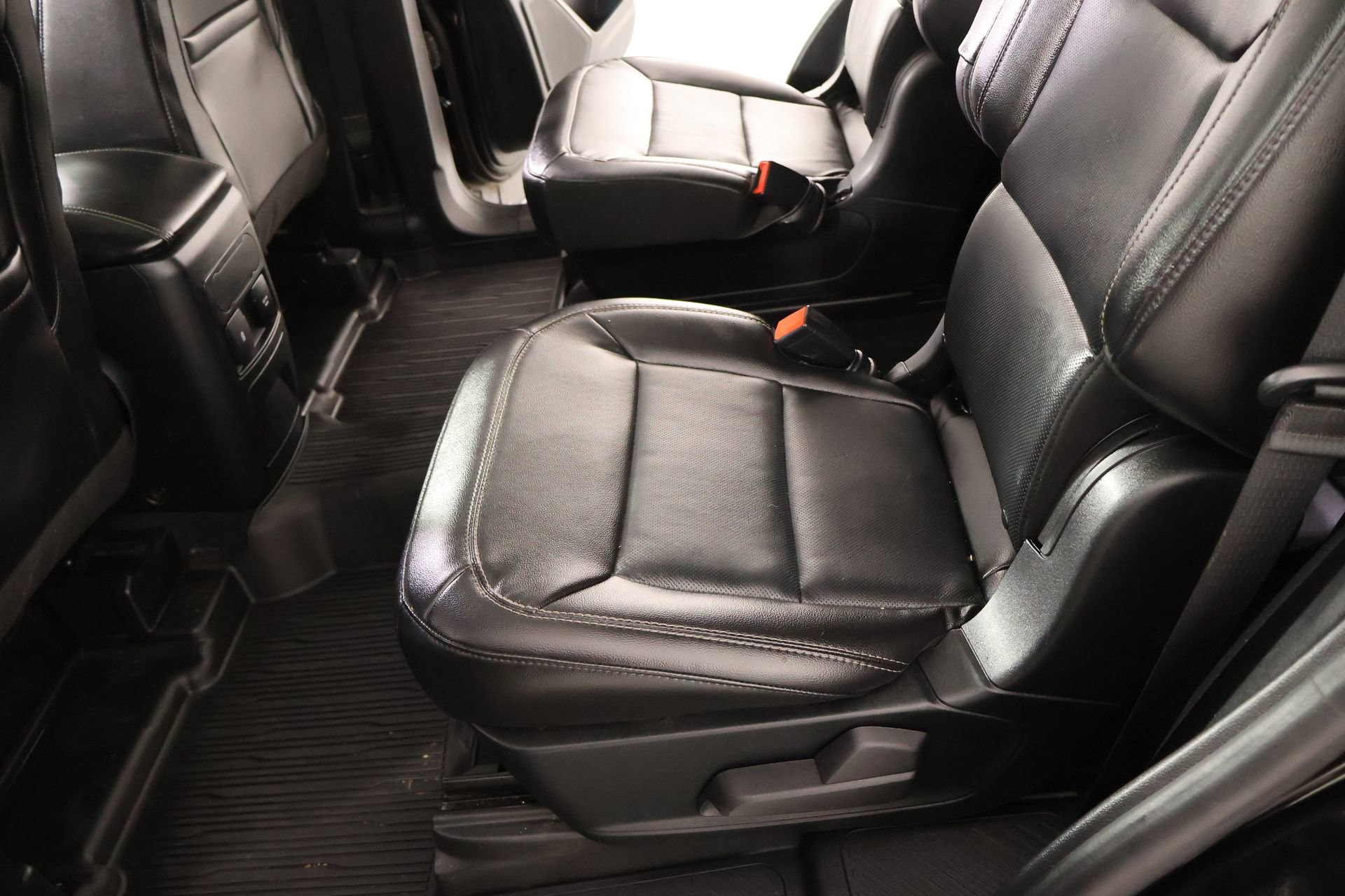 Used 2022 Ford Explorer Limited w/ Limited Technology Package image 13