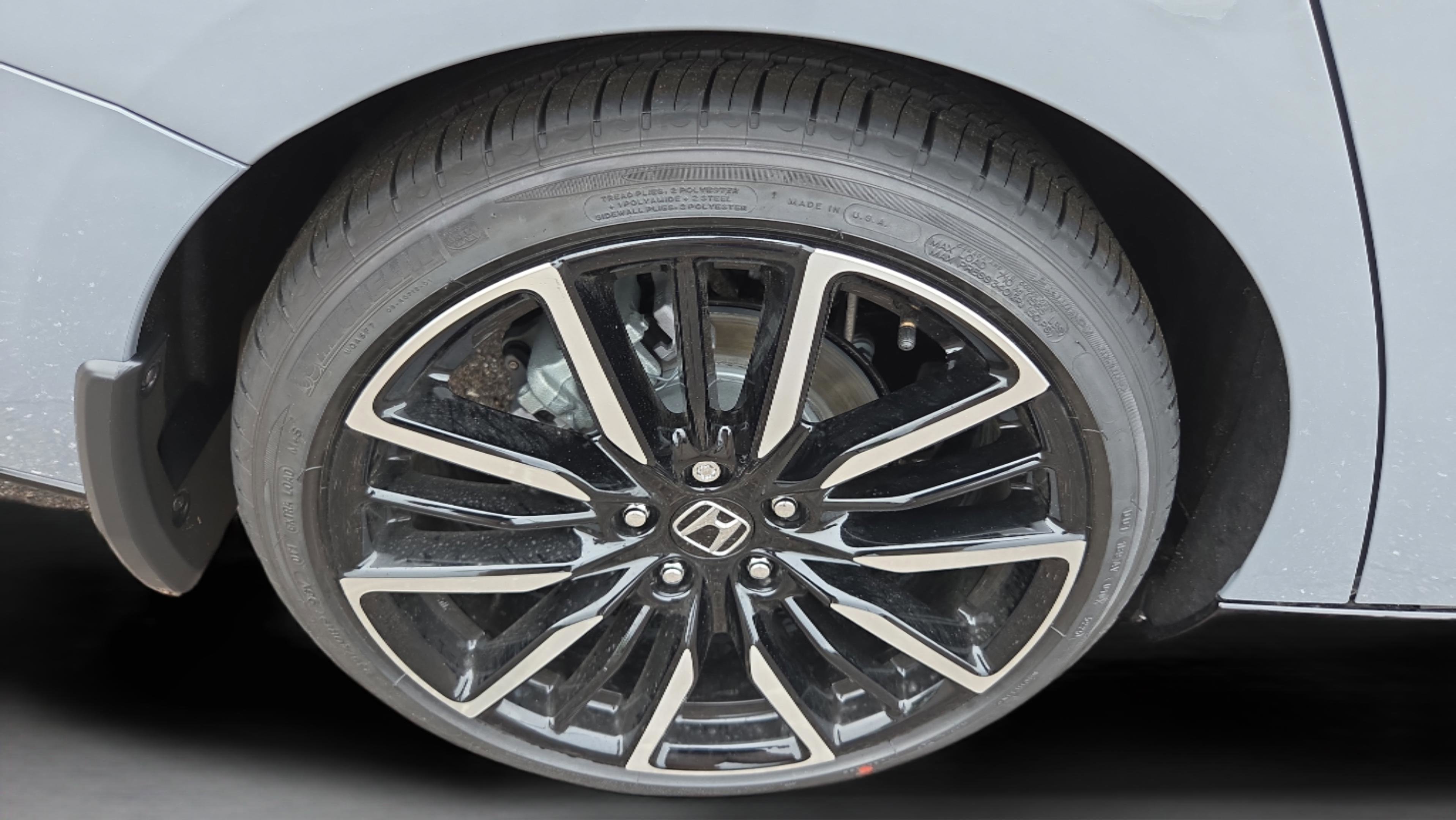 New 2026 Honda Accord Touring image 32