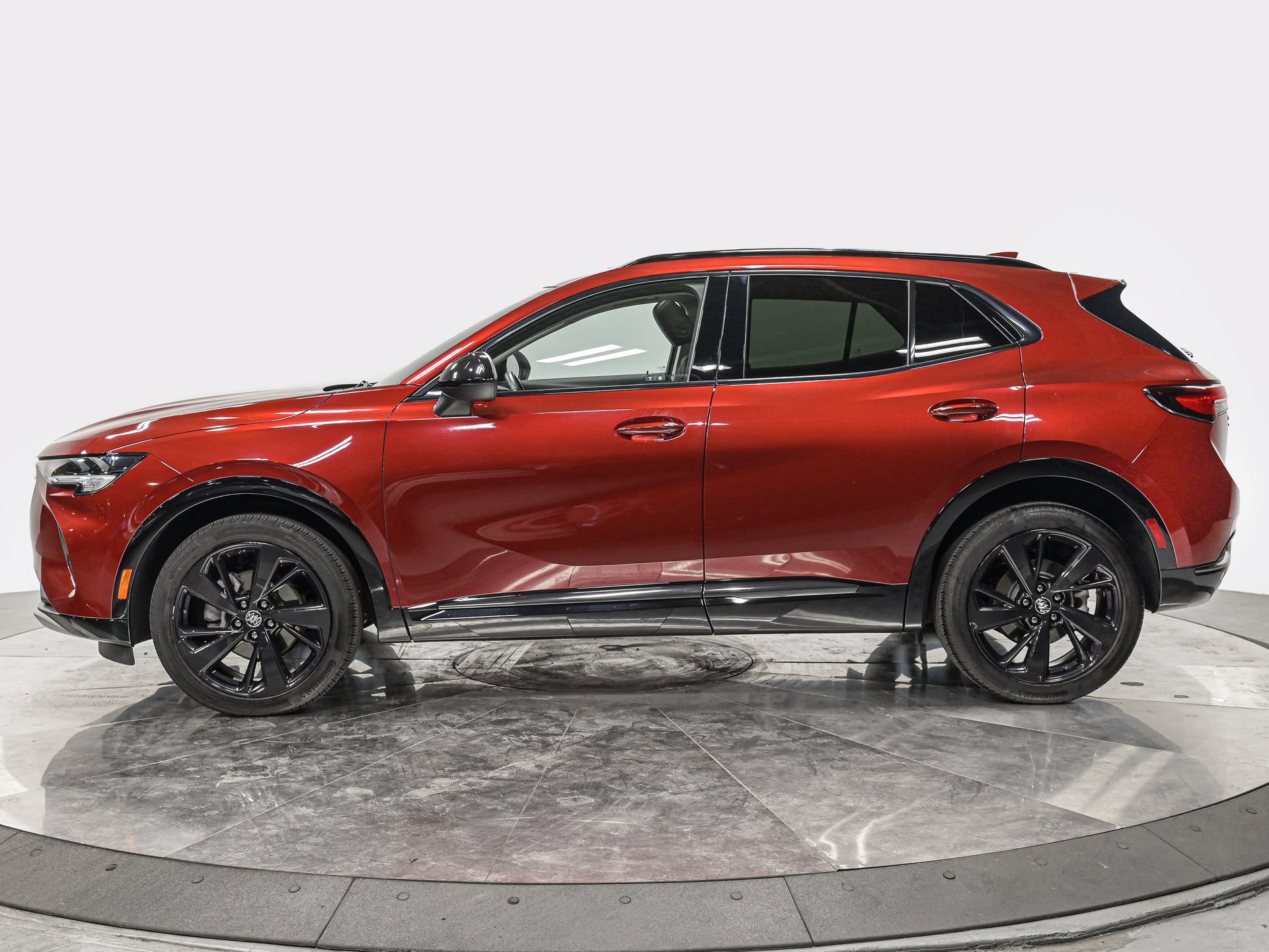 Used 2023 Buick Envision Essence w/ Sport Touring Package AWD/4WD image 2