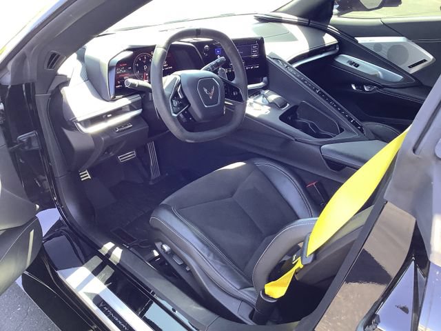 Used 2021 Chevrolet Corvette Stingray Preferred Cpe w/ Z51 Performance Package RWD image 6