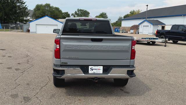 Used 2024 Chevrolet Silverado 1500 LT AWD/4WD image 7