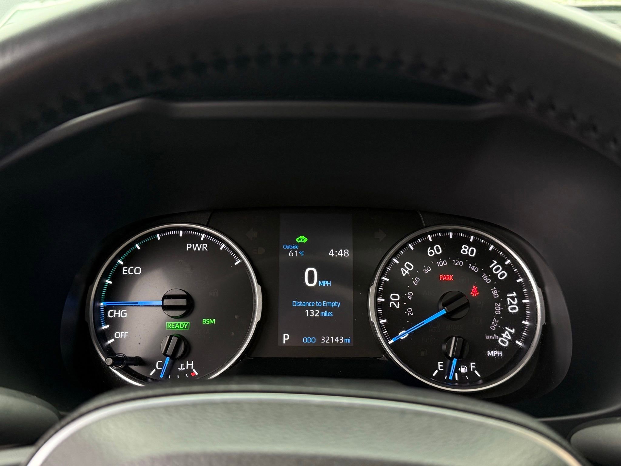 Used 2022 Toyota RAV4 SE image 48