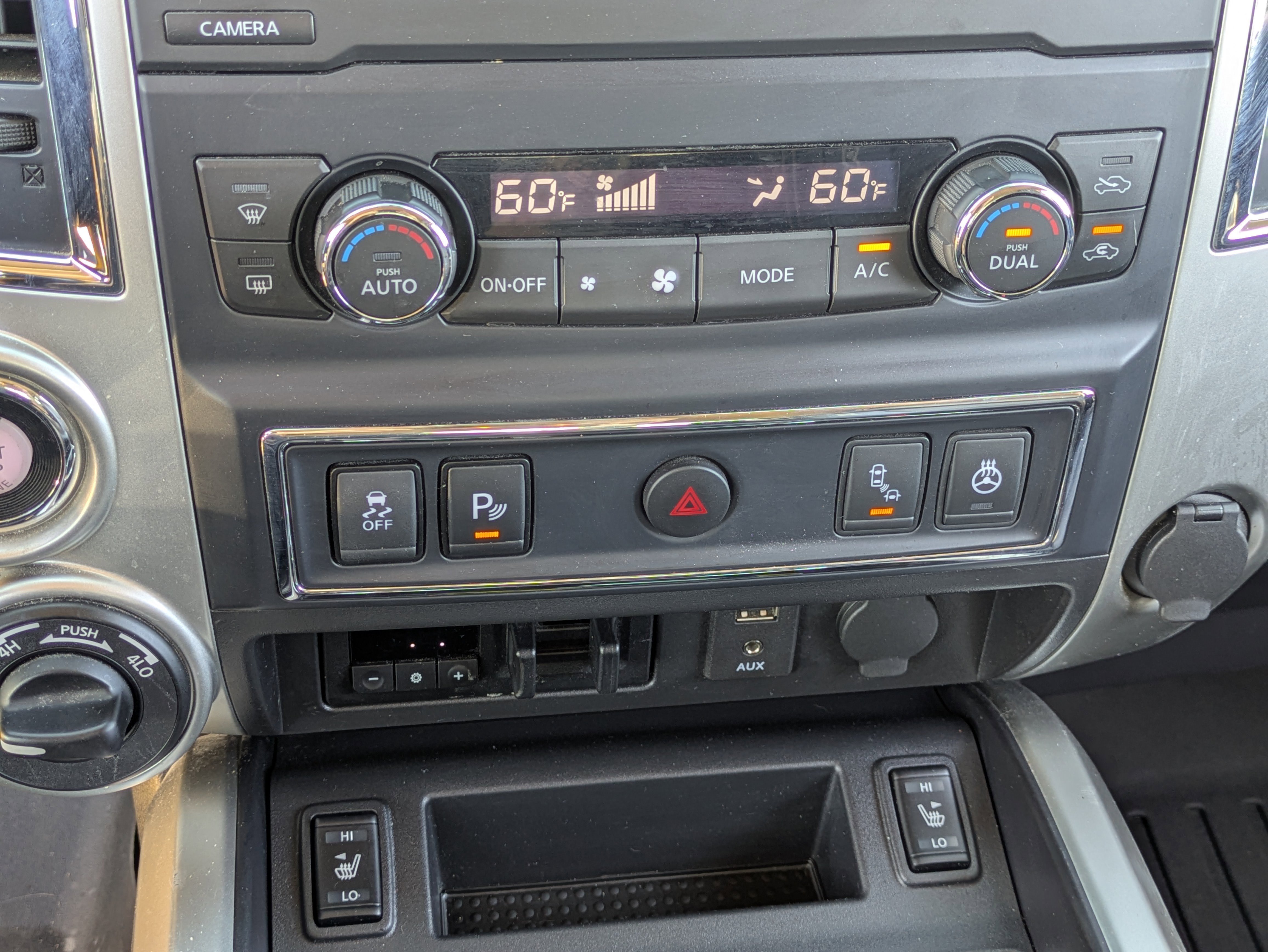 Used 2017 Nissan Titan PRO-4X w/ Pro-4x Convenience Package image 23