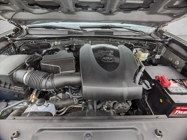 Used 2022 Toyota Tacoma SR5 AWD/4WD image 21