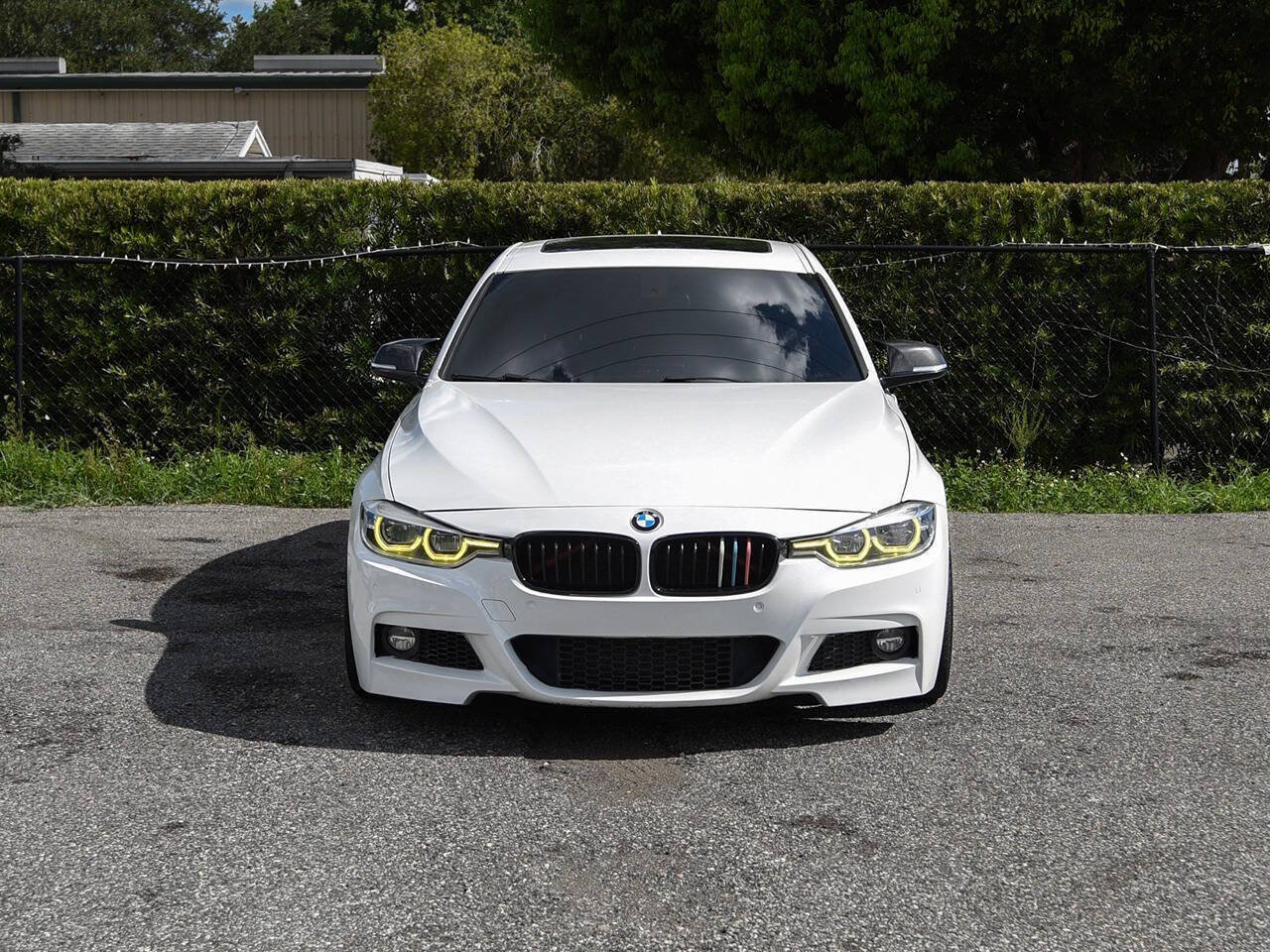 Used 2017 BMW 340i Sedan RWD image 4