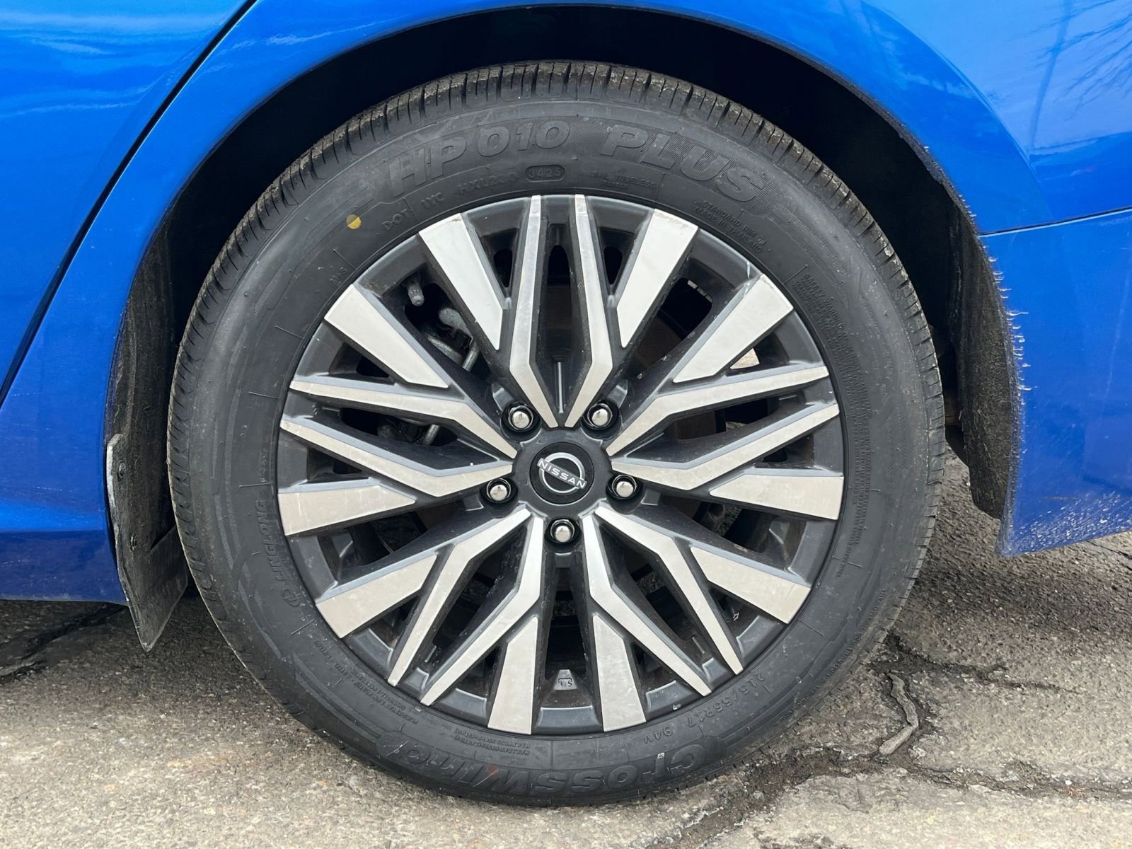 Used 2025 Nissan Altima 2.5 SV image 25