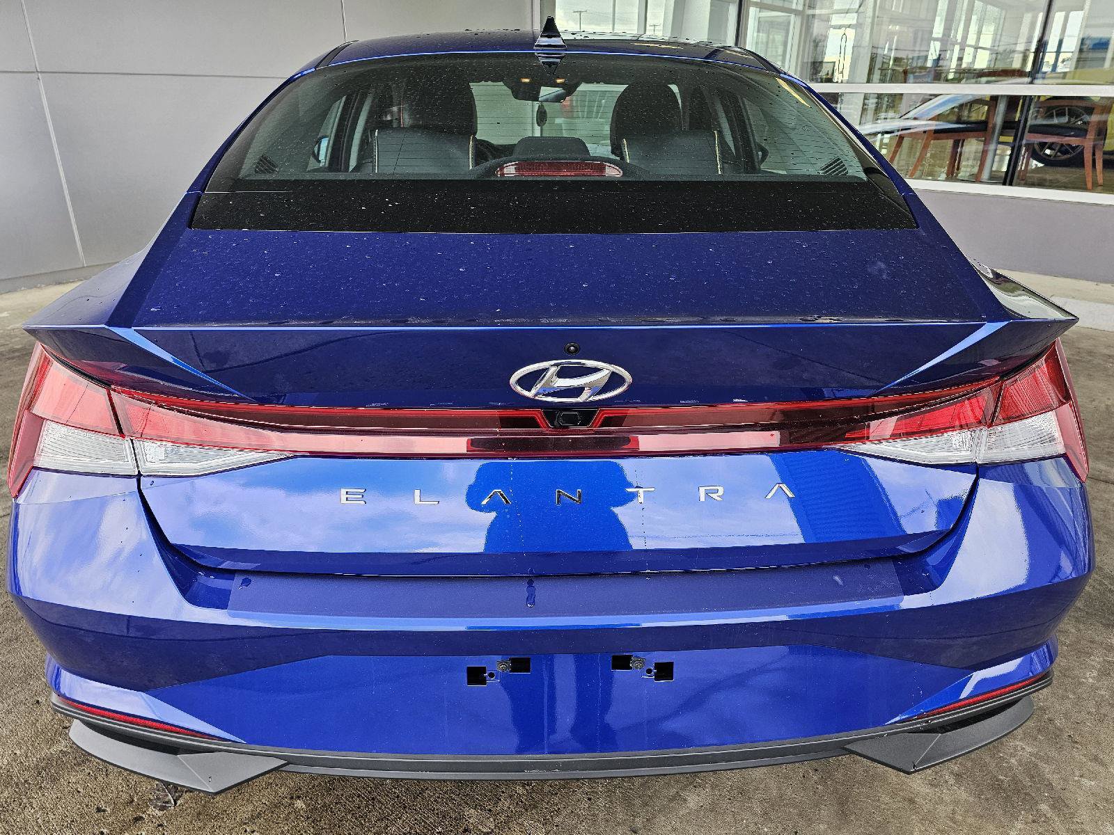 Used 2023 Hyundai Elantra SEL image 4