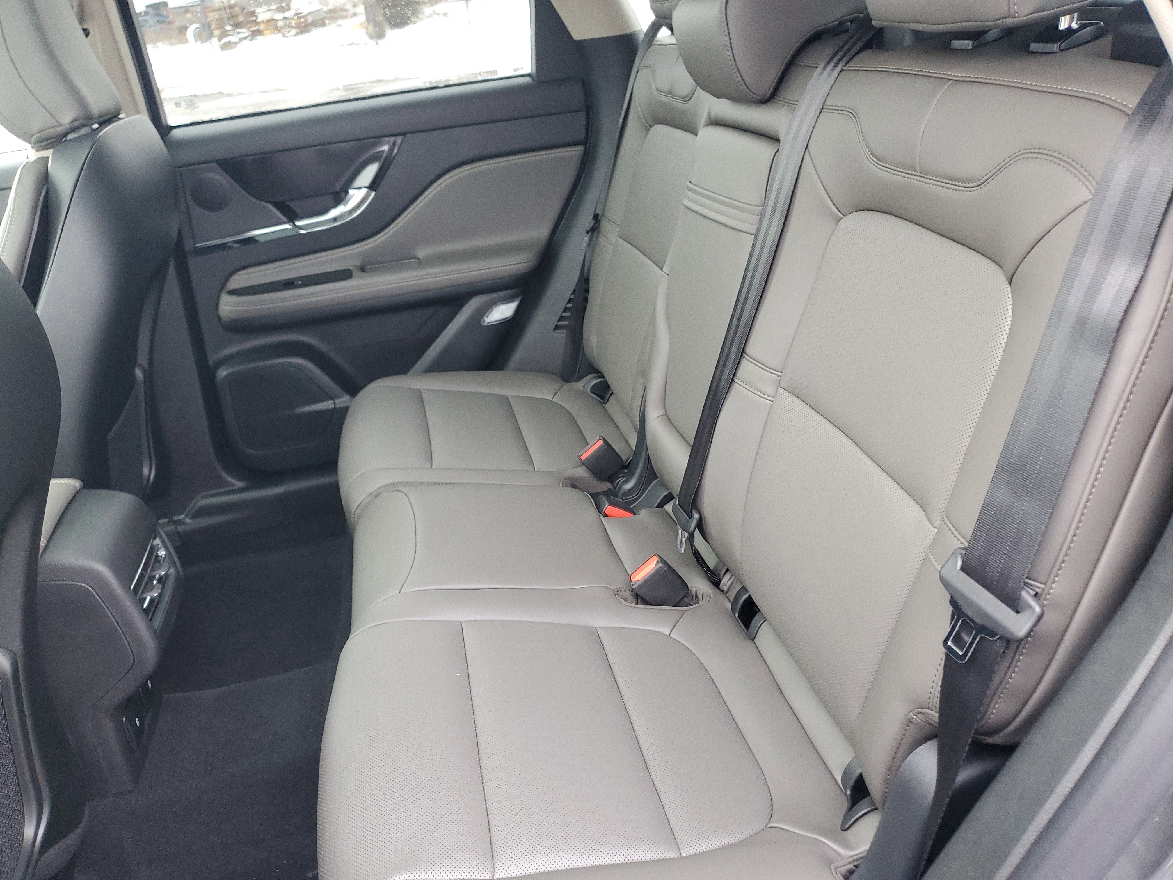 New 2026 Lincoln Corsair Premiere image 28