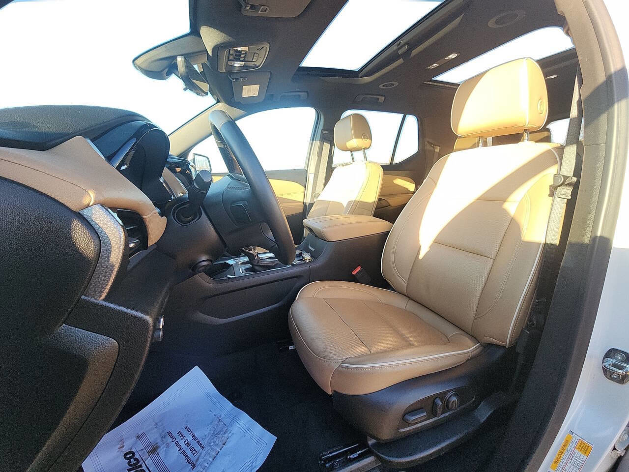 Used 2023 Chevrolet Traverse Premier AWD/4WD image 46