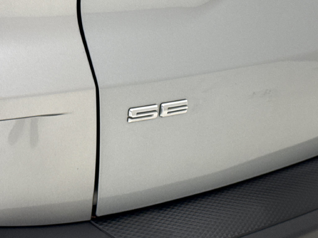 Used 2022 Ford Escape SE w/ SE Sport Appearance Package FWD image 10