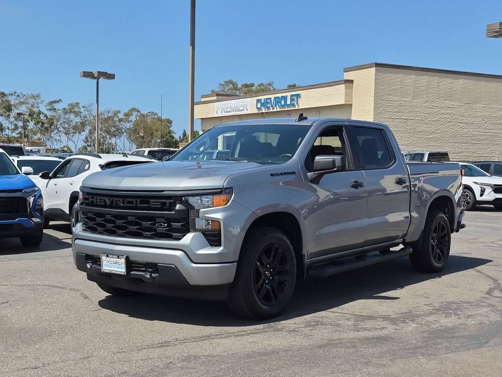 Used 2024 Chevrolet Silverado 1500 Custom w/ Turbomax Blackout Package RWD image 1