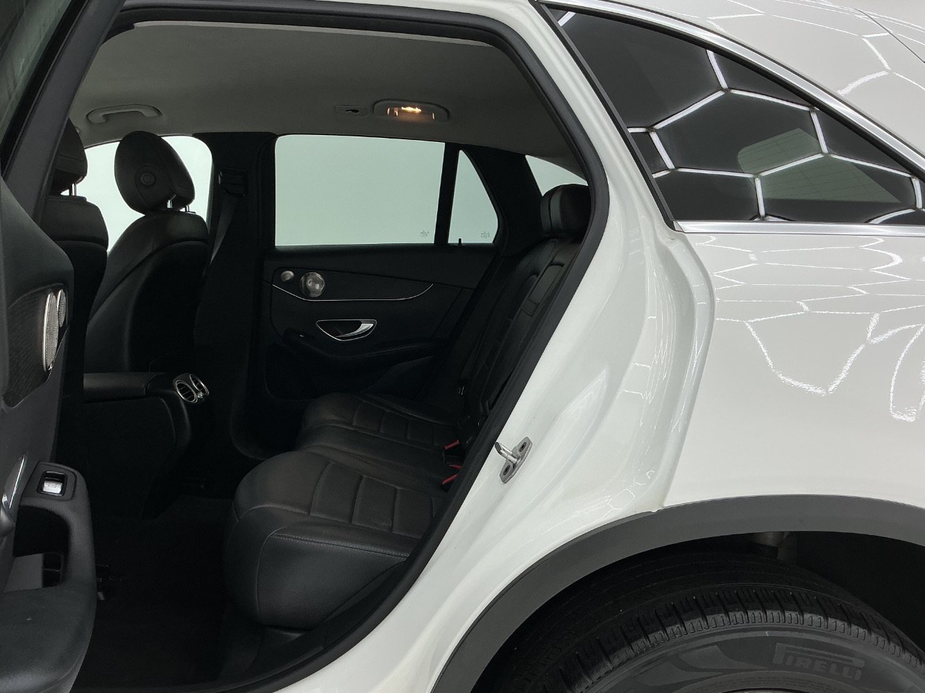 Used 2021 Mercedes-Benz GLC 300 4MATIC image 20