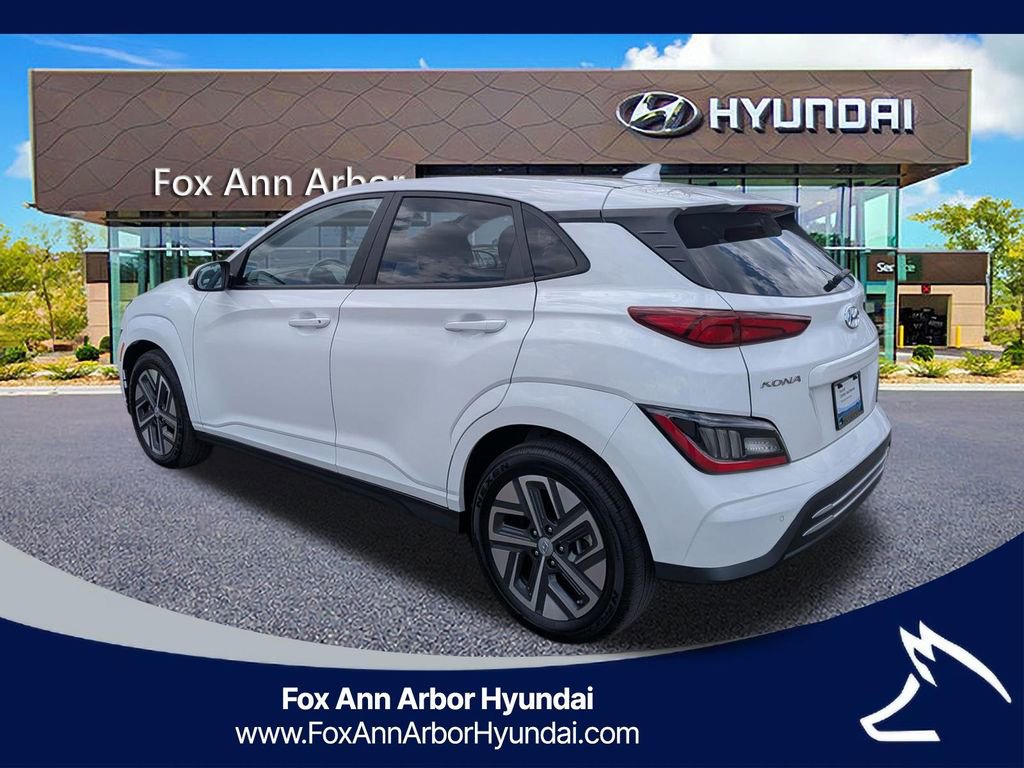 Certified 2023 Hyundai Kona Limited w/ Cargo Package FWD image 3