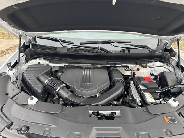 Used 2024 Chevrolet Traverse RS w/ LPO, Floor Liner Package image 16