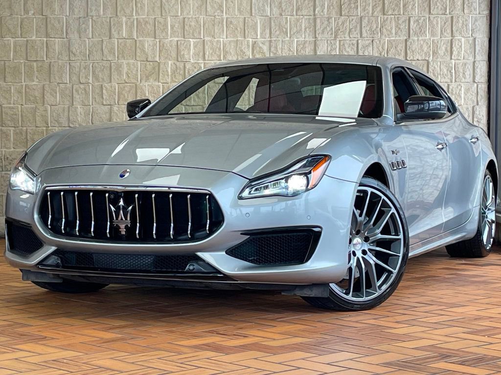 Used 2018 Maserati Quattroporte S GranSport Q4 AWD/4WD image 2