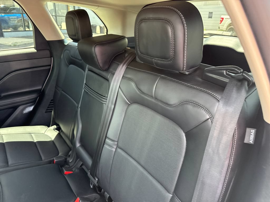 Certified 2025 Lincoln Corsair Grand Touring w/ Equipment Group 301A AWD/4WD image 22
