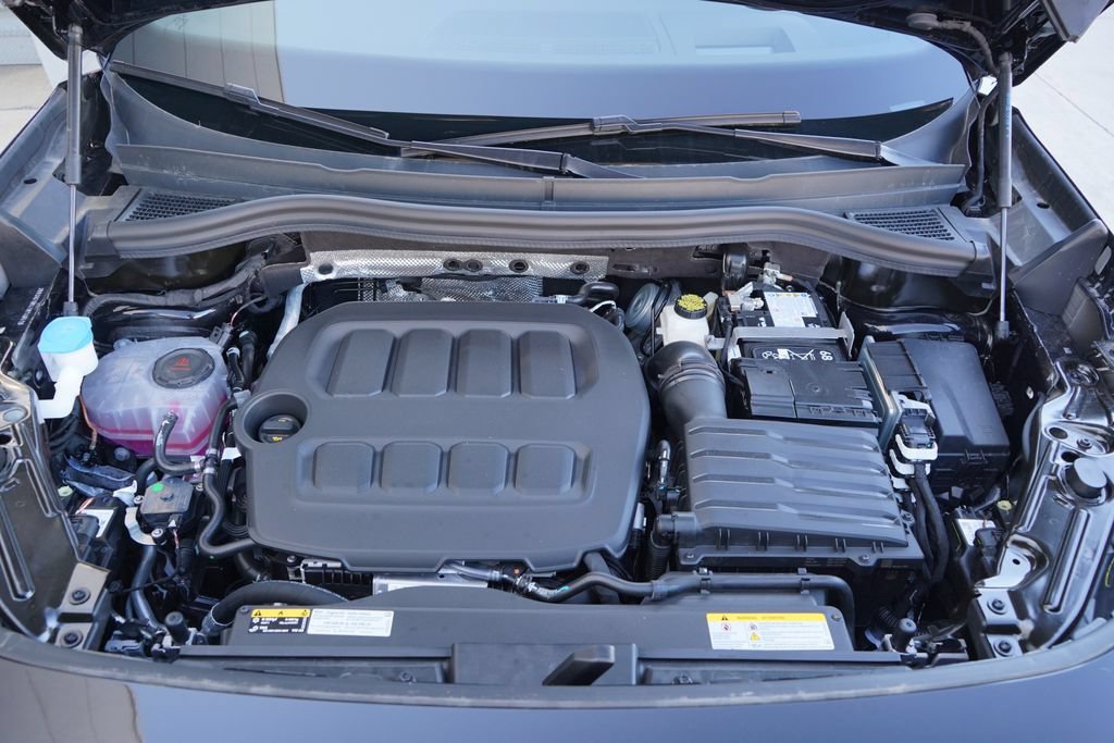 New 2026 Volkswagen Tiguan SE R-Line AWD/4WD image 36