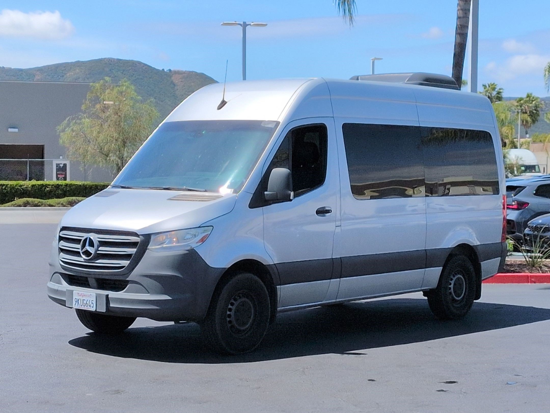 Used 2019 Mercedes-Benz Sprinter 2500 image 5
