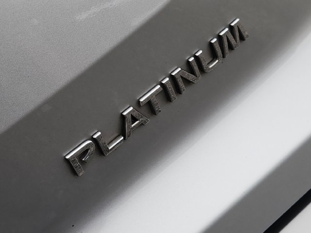 Used 2024 Nissan Pathfinder Platinum w/ Cargo Package FWD image 9