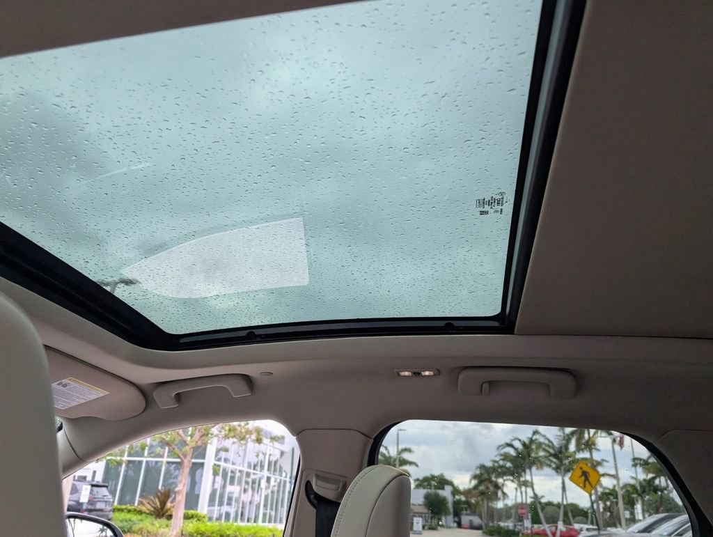 New 2026 Lincoln Corsair Reserve FWD image 15