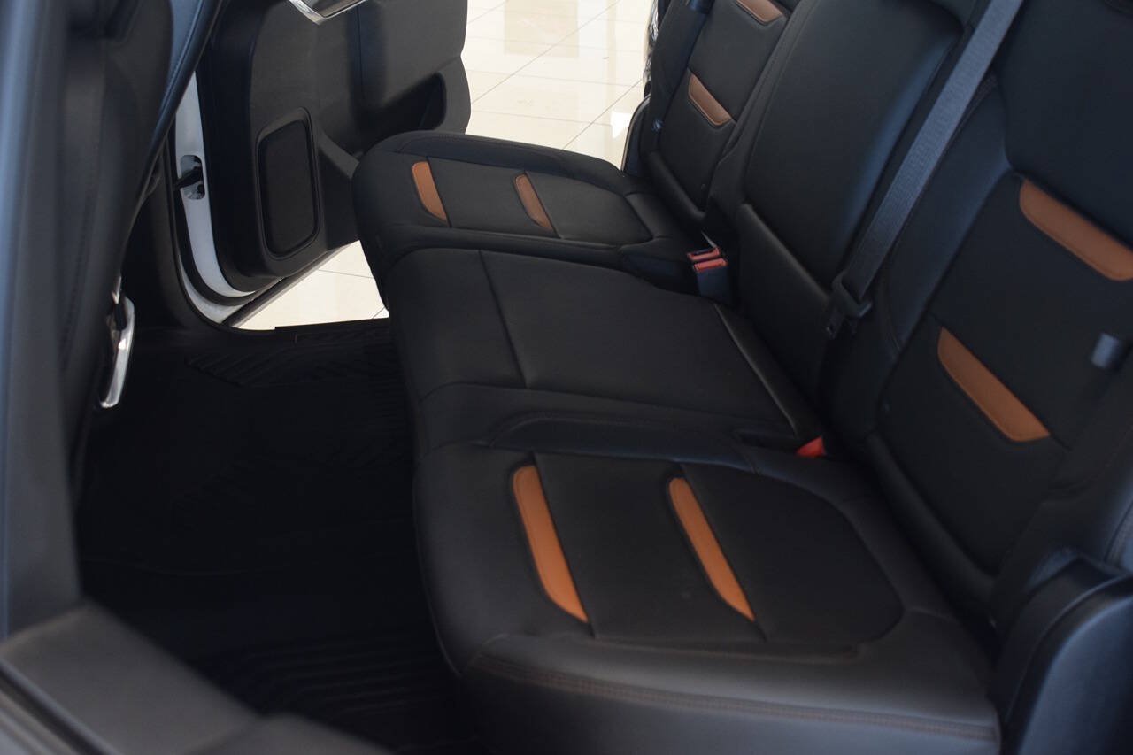Used 2020 GMC Sierra 2500 AT4 w/ AT4 Premium Package AWD/4WD image 43