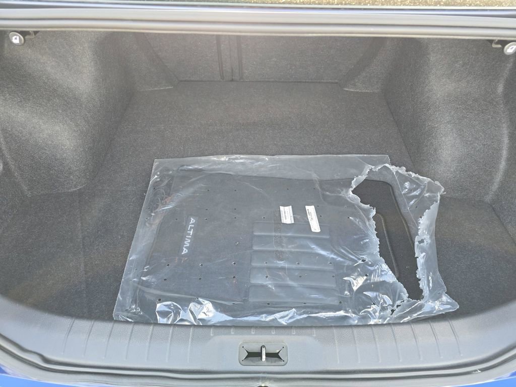 Used 2020 Nissan Altima 2.5 Platinum image 30