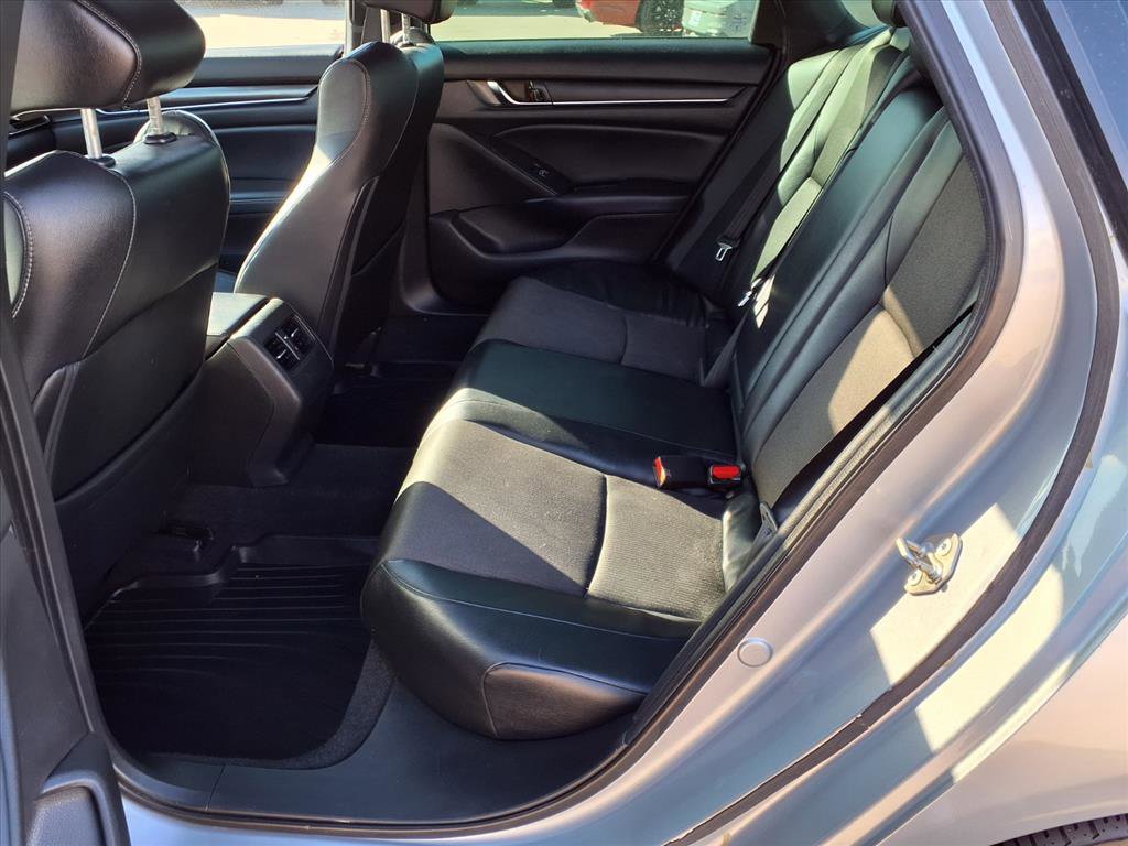 Used 2018 Honda Accord Sport image 20