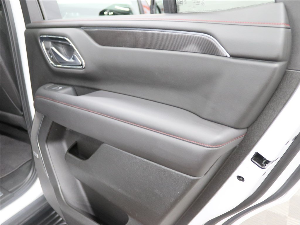 Used 2022 Chevrolet Tahoe RST w/ Sport Performance Package AWD/4WD image 26