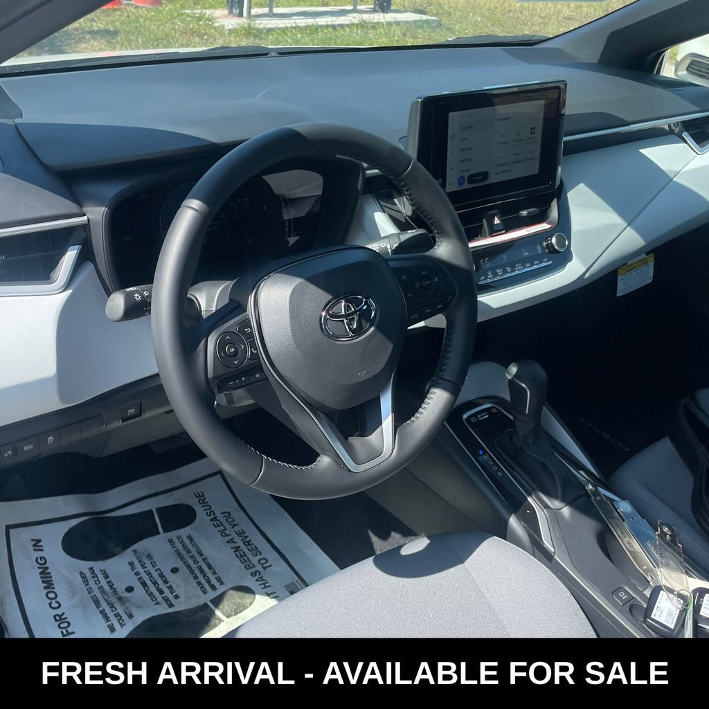 Used 2026 Toyota Corolla SE image 11
