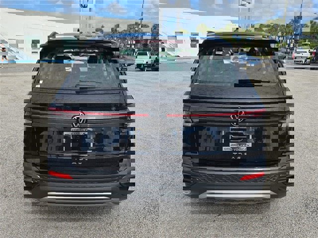 New 2025 Volkswagen Taos S image 4