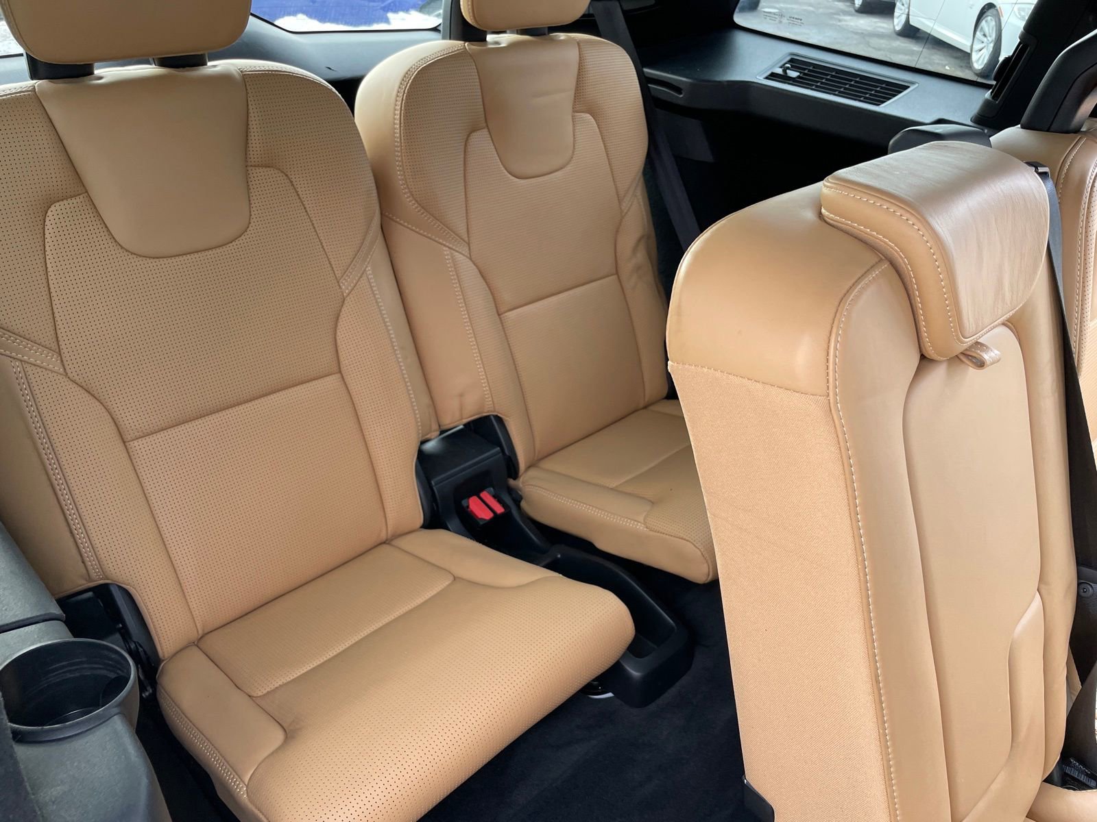 Used 2018 Volvo XC90 T6 Inscription w/ Convenience Package image 21