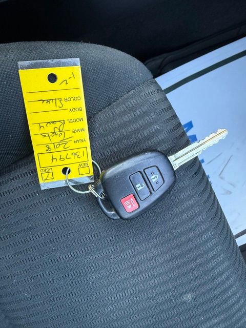 Used 2018 Toyota RAV4 LE image 26